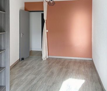 Location Appartement 2 pièces 47m² GAILLAC 81600 - Photo 1
