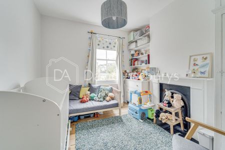 3 bedroom terraced house to rent - Photo 4