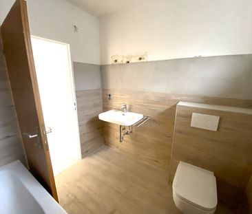 Charmante 2-Zimmer- Erdgeschosswohnung mit Wintergarten! - Foto 4