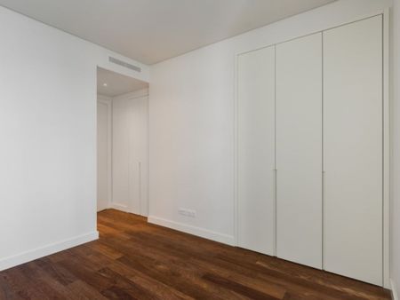 2 room luxury Apartment for rent in Lisbon - Photo 4