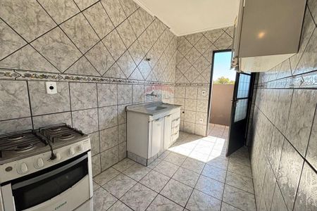 Apartamento de 1 dormitório, sala e cozinha - Foto 3