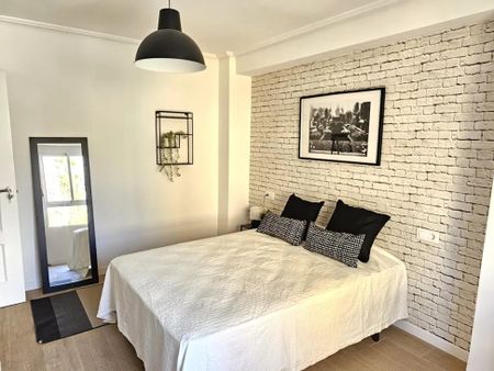 Carrer del Poeta Mas y Ros, Valencia, Valencian Community 46021 - Photo 2