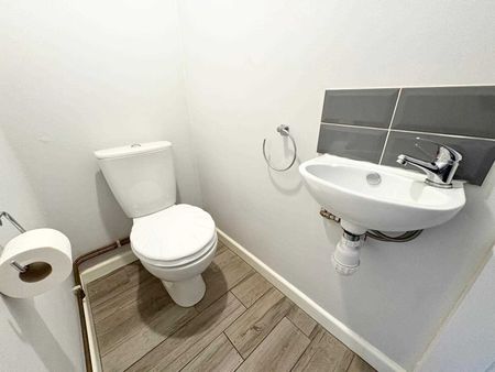 Wynbreck Drive, Keyworth, Nottingham - Photo 3