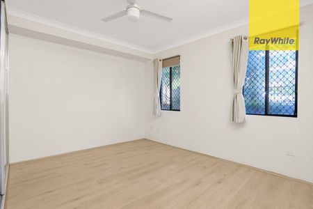 Modern 2-Bedroom Ground Floor Apartment in Prime Westmead Location - Photo 4