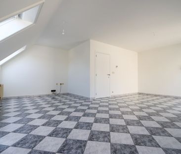 Instapklaar ruim duplex-appartement met 2 slaapkamers en dubbele ga... - Foto 5