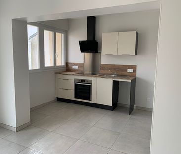 Location Appartement 2 pièces 45m² - Photo 5