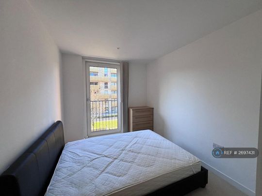 2 bedroom flat to rent - Photo 1