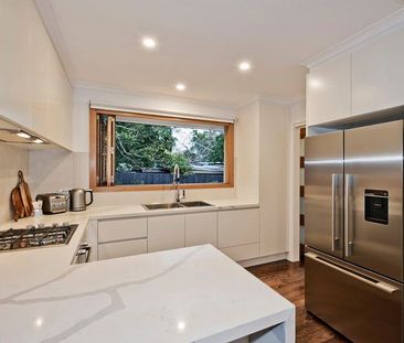 Stylishly low-maintenance living! - Photo 4