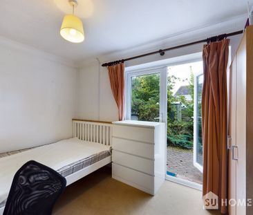 1 bed house / flat share to rent in Richard Avenue, Wivenhoe - Photo 3