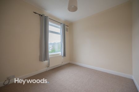 2 bed terraced house to rent in Stanley Road, Stoke-on-Trent, Staffordshire - Photo 3