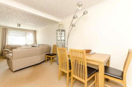 Waterside Road, Guildford, Surrey, GU1 - Photo 2