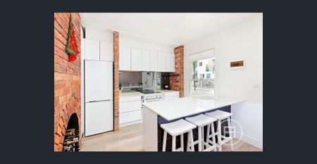 Dazzling on Dow - Photo 3