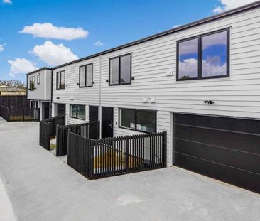 Brand New Modern Home in Favona - Photo 5