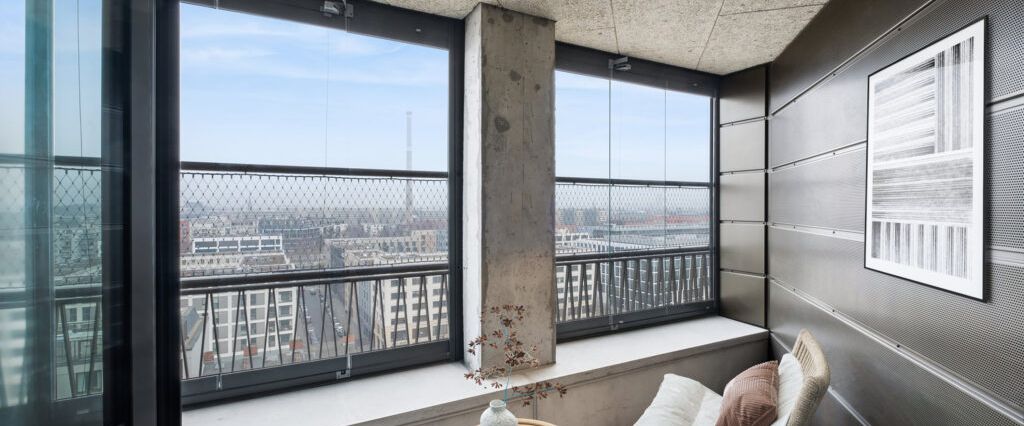 Space to Breathe – Großzügiges 1-Zimmer-Apartment mit Loggia und Hauptstadtblick - Photo 1