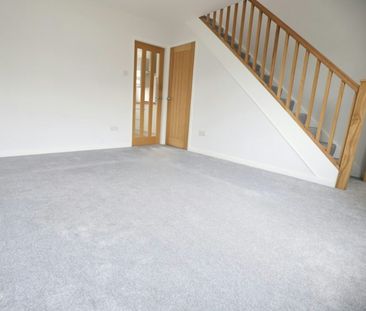 Semi-detached house to rent on - Photo 4