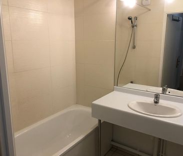 Location Appartement 3 pièces 56m² - Photo 6