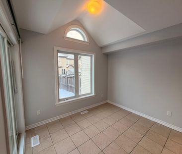 For Lease - 21 Cresthaven Drive, Barrhaven, Ontario - Photo 6