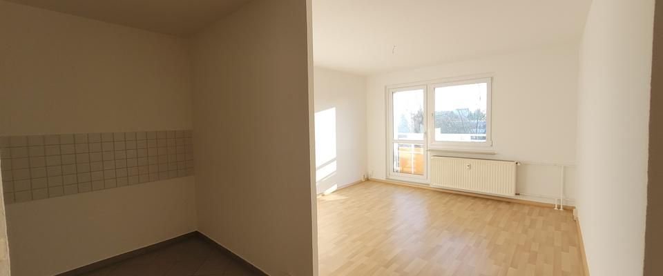 Attraktive 3-Raumwohnung mit Balkon - Foto 1