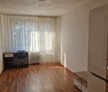 Pronájem bytu 2+1 • 60 m² bez realitkyFamfulíkova, Praha - Kobylisy - Photo 5