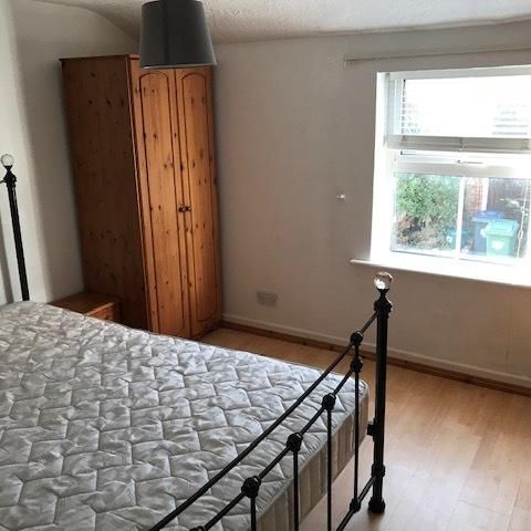 2 bedroom cottage to rent - Photo 1