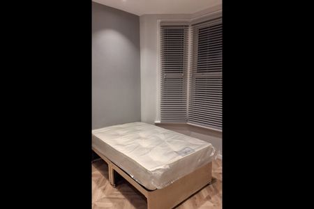 Bedsit, Bravington Road, W9 - Photo 2