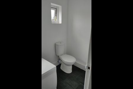 1 Bed Flat, Ley Street, IG1 - Photo 5