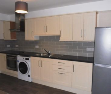 Blenheim Road, Minehead - Photo 3