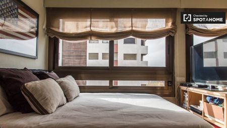 Passeig de lAlbereda, Valencia, Valencian Community 46010 - Photo 2