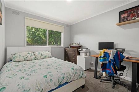 Mooroolbark - Photo 4