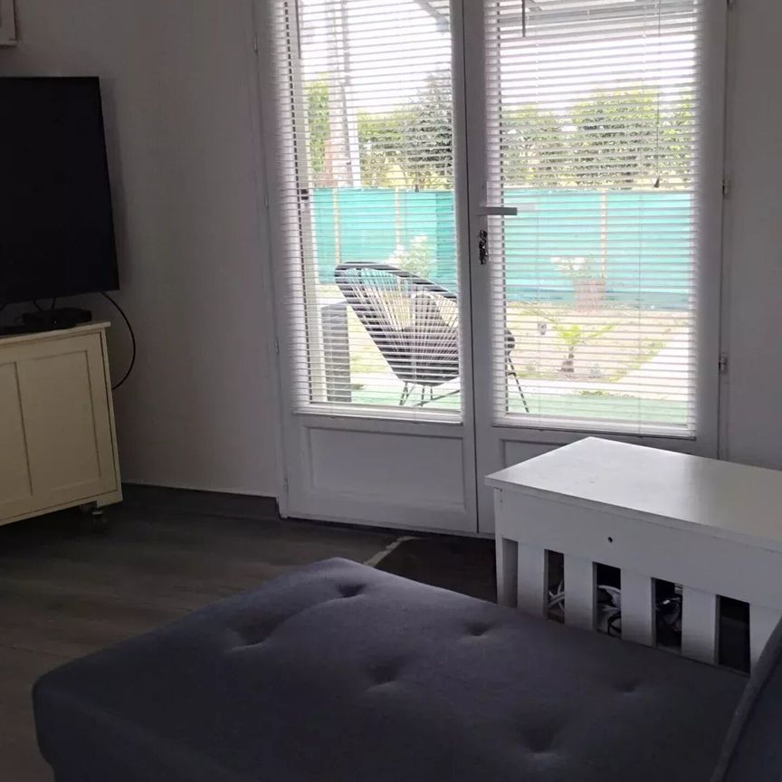 Location Maison 3 pièces 36 m2 à Vouillé-les-Marais - Photo 1