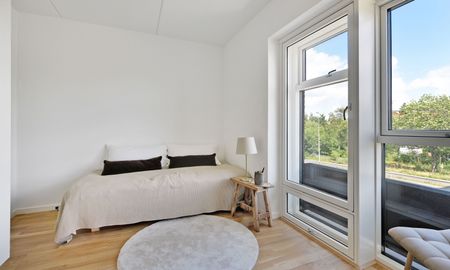 Lys og stor 3-værelses lejlighed med egen terrasse på god belligenhed - Photo 4