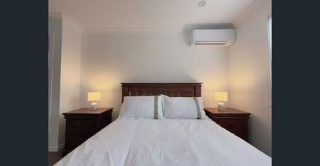 7 ALUMUNA STREET, SUNNYBANK HILLS QLD 4109 - Photo 3