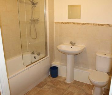 Ladywell Point, Salford - Photo 3