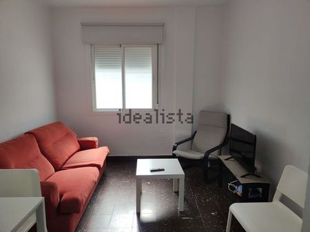 Alquiler de piso en Calle Lanuza - Photo 2