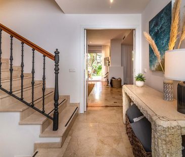 Luxury Townhouse for rent in Marbella, Spain - Photo 1