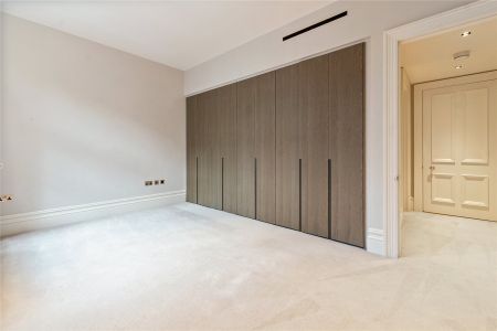 Kensington Court, London, W8 flat to rent - Photo 2