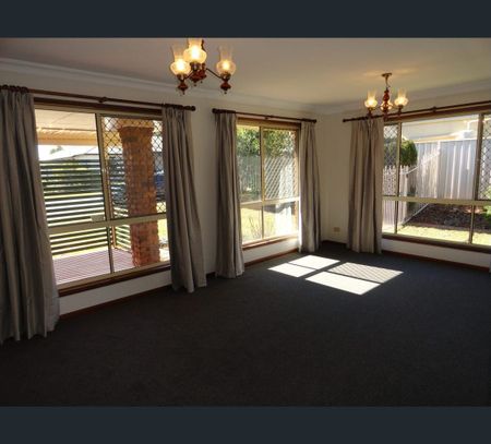 29 Wood Drive, Middle Ridge, Qld 4350 - Photo 4