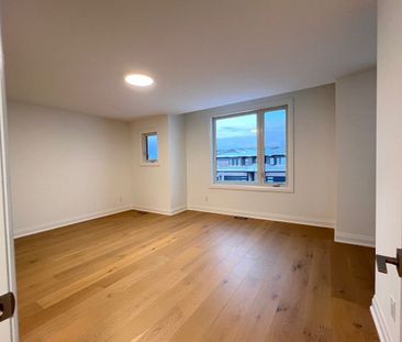 For Lease - 7453 Matteo Drive, Niagara Falls, Ontario - Photo 4