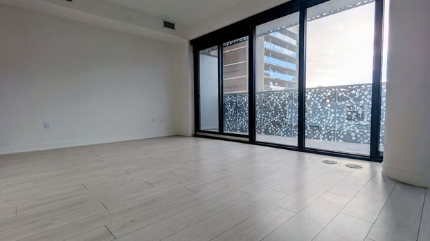 For Lease - 55 Charles Street Unit# 1706, Toronto, Ontario - Photo 1