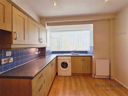 3 bedroom detached house to rent - Photo 5