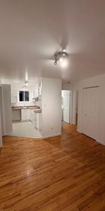 5 1/2 + entrée privée à louer - Photo 4