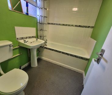 1 Bed Flat, Stanley Road, L20 - Photo 5