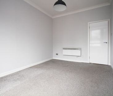 Renfield Street, Renfrew, Renfrewshire - Photo 5