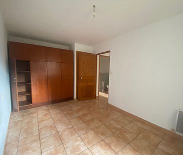 Location Appartement 2 pièces 49m² - Photo 3