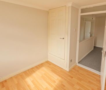 202 Clandeboye Road, Bangor, BT19 1QA - Photo 4