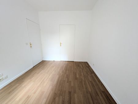 Location Appartement 2 pièces 46m² - Photo 2