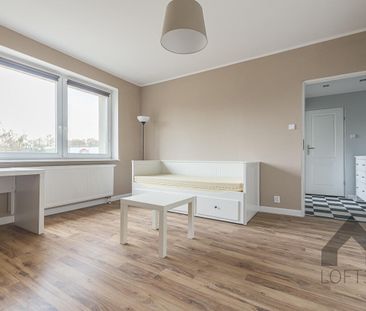 Piękna i wyposażona kawalerka w Rogoźniku do wynajęcia | Spacer 3D - Фото 1