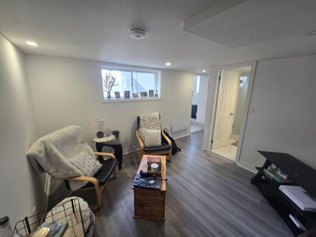 For Lease - 18 Ewing Street Unit# 3, Halton Hills, Ontario - Photo 3