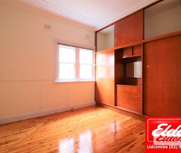 3-Bedroom Home in Prime Location Walk to Shops & Station - Photo 6