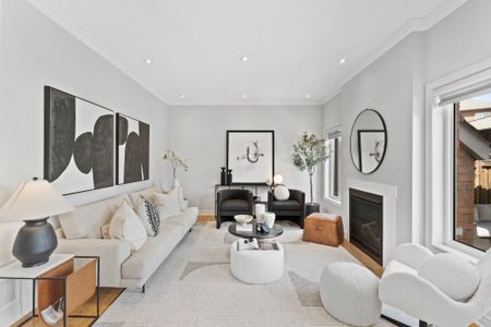 For Lease - 131 Greenwood Road, Whitchurch-Stouffville, Ontario - Photo 4
